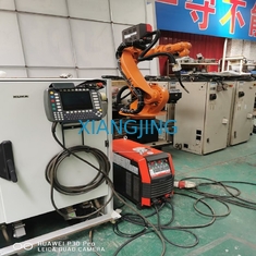 KUKR 20 R3100 использовало робот KUKA для Palletizing и сваривать