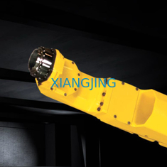 Используемое промышленное сварочное оборудование Fanuc M710 робота автоматической руки