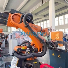 KR 60-3 6 используемый осями робот Kuka со сварочным оборудованием 2033cm пятна