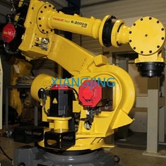 Рука Secone использовала робот m Fanuc - 10iD с R-30iB плюс регулятор для заварки